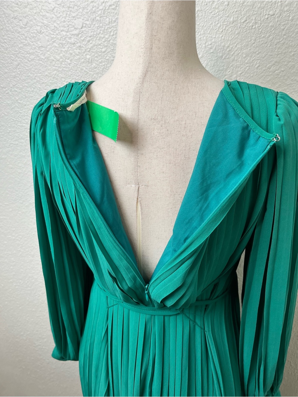 Ellison Green Pleated Maxi Dress Size Small - Picture 6 of 9